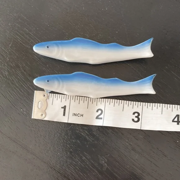 Shark Chop Stick Rests - Picture 4 of 7